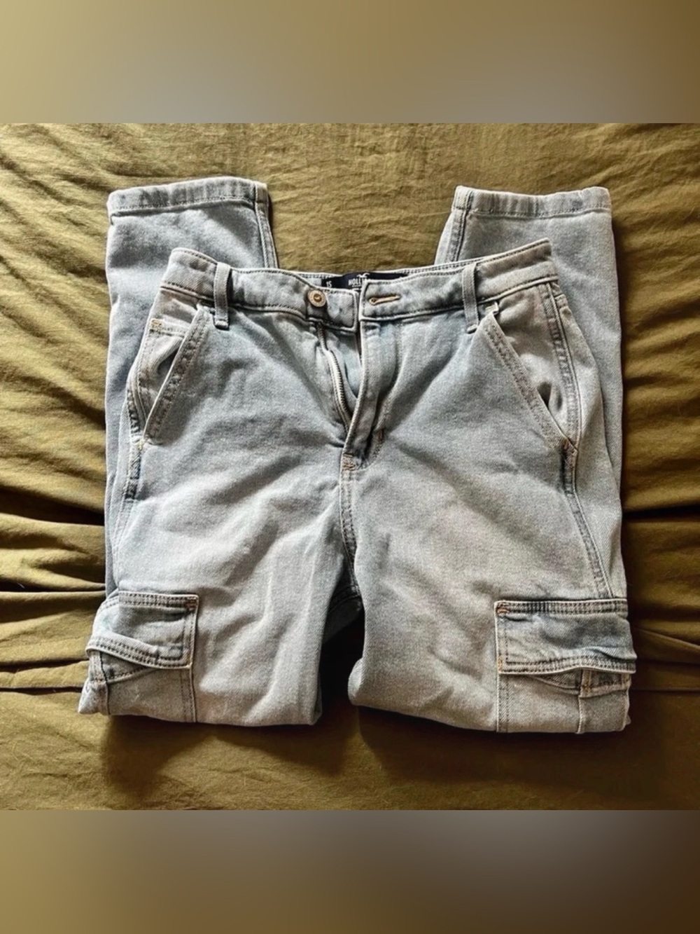 Hollister Cargo Jeans